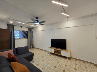 [Update: Not avaialbe] 5 Mins from Lakeside -Common Room to share Male (1pax)