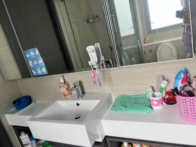 2 bedrooms Luxury Condo unit to rent near Layer LRT