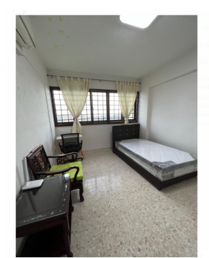 To be rent common room BLK 522 @near Lakeside MRT 