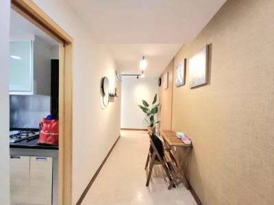 Available Immediately-5 Co Living Rooms at Lakeholmz