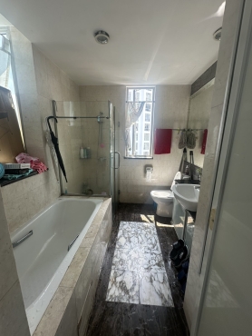 one male to share big condo master bedroom