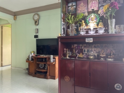 common room for Rent