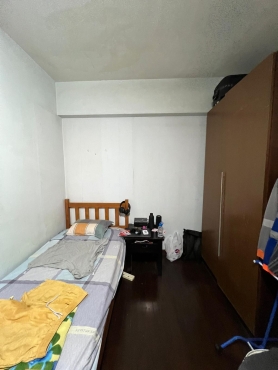 One Male for Short term@ Block 653B Near Pioneer MRT