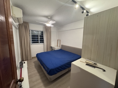 Looking for 1 person in one big common room @Yishun 
