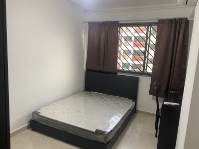Looking for two male  (or)  two female (or) couple -  [2 common room] @Hougang