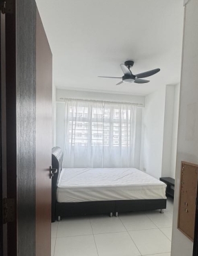 Common Room For Rent (Single Room)