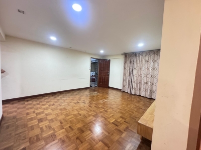 Common Rooms or Master Bedroom Near AMK MRT