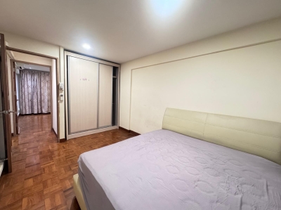 Common Rooms or Master Bedroom Near AMK MRT