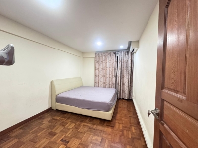 Common Rooms or Master Bedroom Near AMK MRT