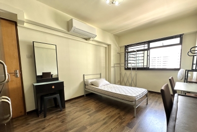 $900 all inclusive - Big Common Room