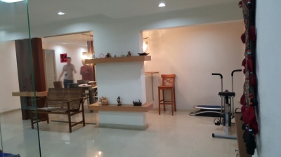 Couple Room For Rent 