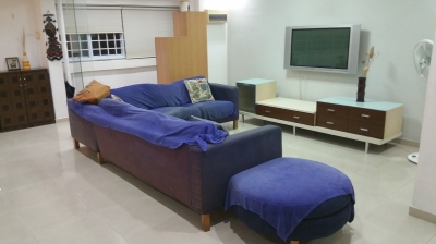 Couple Room For Rent