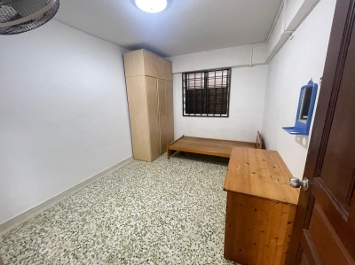 HDB Rooms for Rent at BLK129 near Bedok