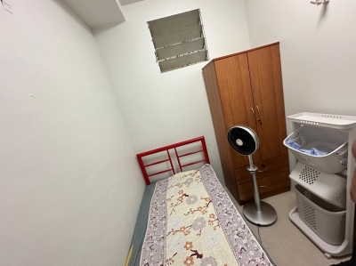 HDB study room(one lady/one room)