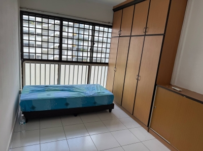 2 mins Yew Tee MRT - Common Room for Couple, Male, Female