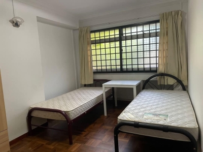 Available Common Room for Rent