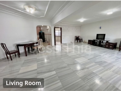 Common room ကို ၁ ယောက်ခန်းအဖြစ်ထားပါမည်။