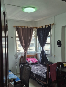 Common Room available for (A Man) long term