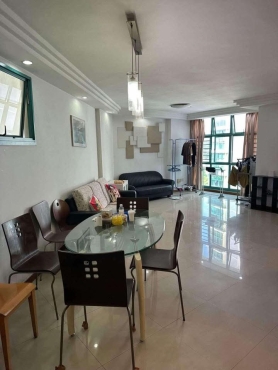 ယောက်ျားလေး တစ်ယောက်စာ Admiralty မှာ Common Room share ဖို့ အခန်းလေးရှိပါတယ်