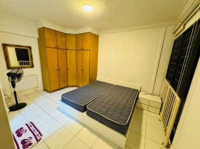 Master Bed Room 3minute walk to Yew Tee MRT