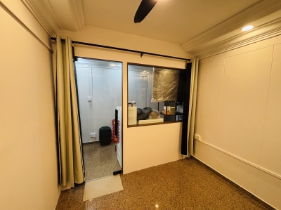 Buangkok Single room (750$)