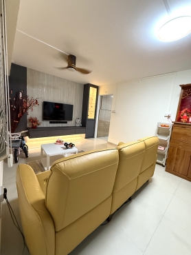 (YISHUN MRT) NEWLY RENOVATED MASTER BEDROOM