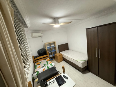 Bishan common room for female share