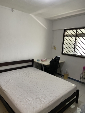 One comm room to share for couple or both males