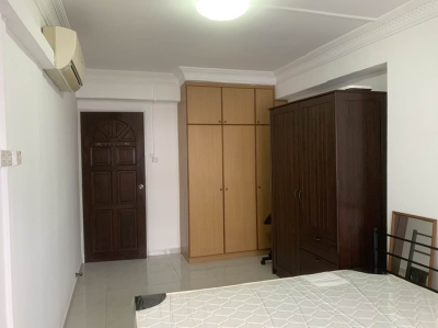 Master Room @Admiralty - (Female Only)