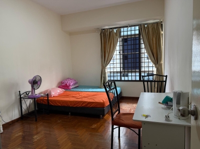 Short/Long term Condo Room at Bright Hill