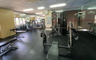 Condo room to rent