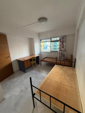 Available for master room & common room near Sembawang MRT