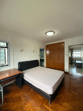 Available for master room & common room near Sembawang MRT
