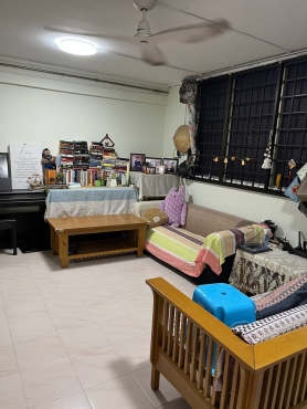 Short Term Master Bedroom for rent at 2mins from Khatib MRT