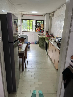 Short Term Master Bedroom for rent at 2mins from Khatib MRT