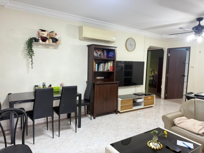 Common room for two ladies at Block 481 Sembawang