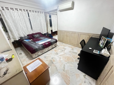 Big master bedroom for rent