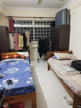 $570 Room available for one male near Pasir Ris MRT