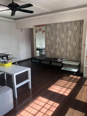 One common room available at near Tiong Bahru / Havelock MRT