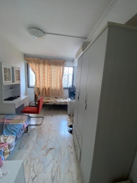 Common share (Female only) short term or long term