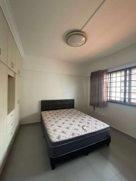 Blk 219 Bishan Street 23 (S)570219 အိမ်မှာ ကျောင်းသူမိန်းကလေး တစ်ယောက် ငှားဖို့ရှိပါတယ်။