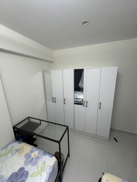 Common Room available for 2 ladies at Sembawang MRT