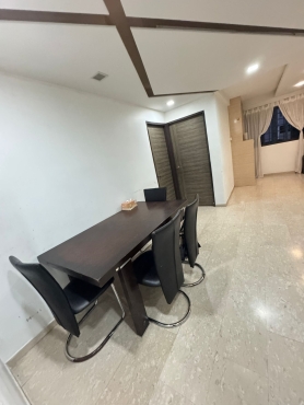 Yishun မှာ သန့်ရှင်းကျယ်ဝန်းသော common rooms ငှါးရန်ရှိပါသည်