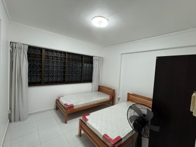 Common Room near Yew Tee MRT (650$ per person + PUB)