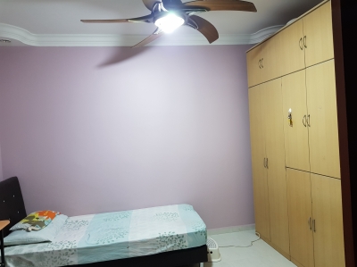 *** One Big common rooms available at Woodlands ***