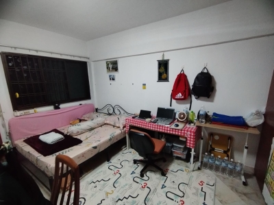 Master Bedroom for Rent 