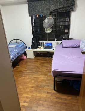 Common Room for Male to share nearby Pioneer MRT