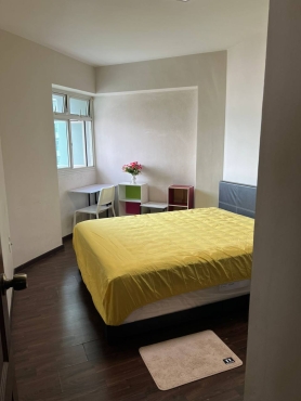 Looking for Couple/Male/Female _Common Rm For Short Term/ Long Term @ Bukit combak