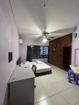 Spacious Master Room for Rent Near Yew Tee MRT