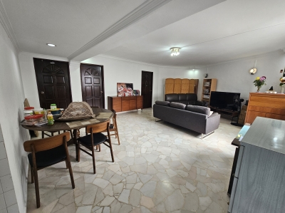 One Female and Couple available for Common Bedroom & Master Bedroom &zwnj;at Choa Chu Kang 🏤